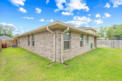 103 Ridgeway Cir, Crestview, FL 32536 - photo 2