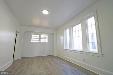 919 Elsinore Place, Chester, PA 19013 - photo 4