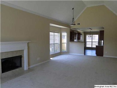 4218 Willow Brook Cir, Birmingham, AL 35215 - photo 4