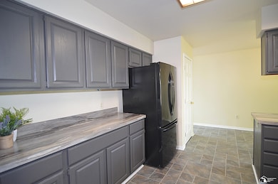 1412 Winding Way, Temperance, MI 48182 - photo 4