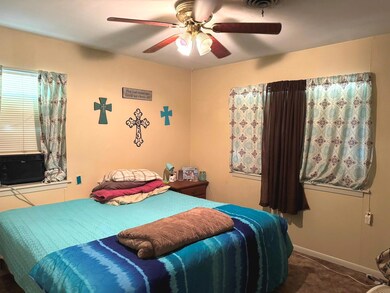 506 Meadow Dr, Gainesville, TX 76240 - photo 7