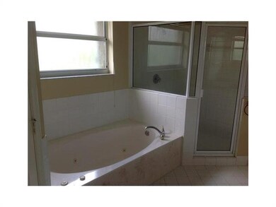 6752 NW 111th Ave, Doral, FL 33178 - photo 6