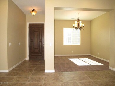 FORMAL DINING