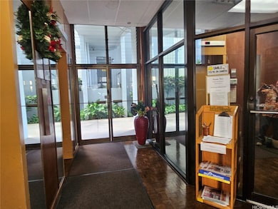 Punahou Tower unit 504, Honolulu, HI 96822 - photo 4