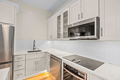 28 Upton St unit 3, Boston, MA 02118 - photo 4