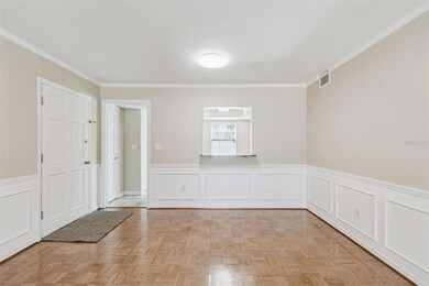 3402 Latania Dr unit 322, Tampa, FL 33618 - photo 4