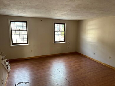 40 Cannongate III unit 3, Nashua, NH 03063 - photo 5