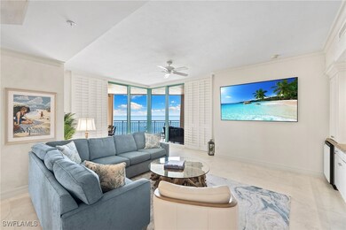 Gorgeous views from the Family room!