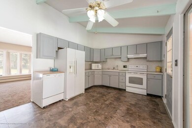 1803-Sherbrook-Way-Haslett-MI-48840-wind