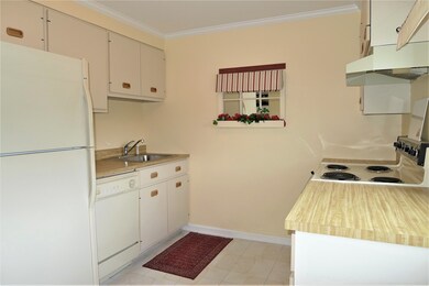 43 Pomeworth St unit 31, Stoneham, MA 02180 - photo 7