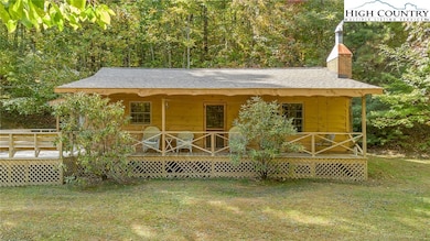 411 Misty Jump Ln, Millers Creek, NC 28651 - photo 3
