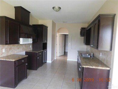 1203 Jasper Dr, Weslaco, TX 78596 - photo 5