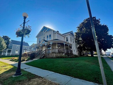 44 E Washington St, Rutland, VT 05701 - photo 3