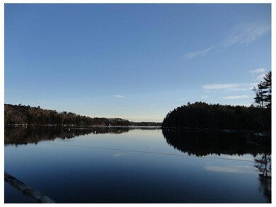 Waterfront/Dock/Pier. Sheepscot...