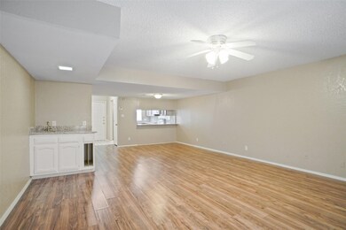 3833 Coates Cir unit 3839, Benbrook, TX 76116 - photo 6