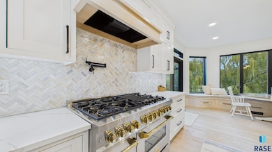 6004 S Prairie View Cir, Sioux Falls, SD 57108 - photo 4