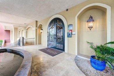 The Valencia unit 110, Houston, TX 77054 - photo 2