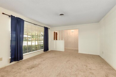 4281 Barcelona Dr, Fort Worth, TX 76133 - photo 5