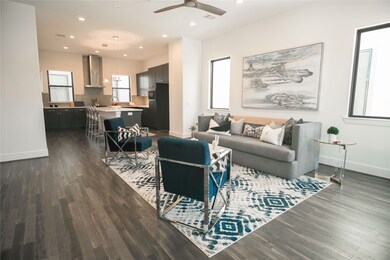 1748 Ojeman Point Ln, Houston, TX 77055 - photo 5