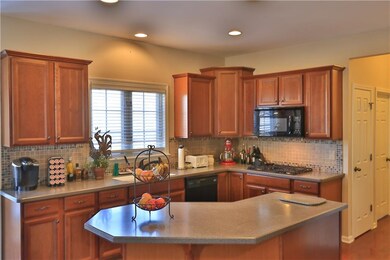 12283 Enmore Park, Fishers, IN 46037 - photo 3