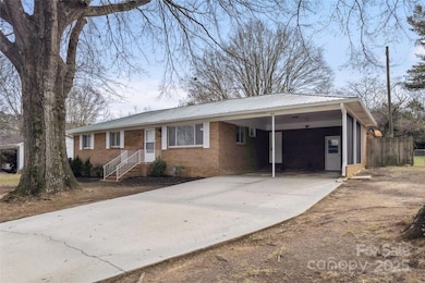 955 Bethel Dr, Salisbury, NC 28144 - photo 2