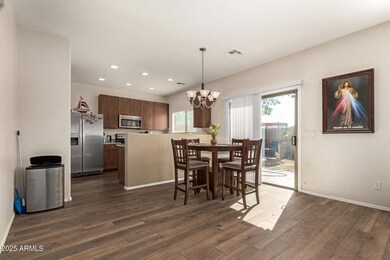 9563 W Monte Vista Rd, Phoenix, AZ 85037 - photo 4