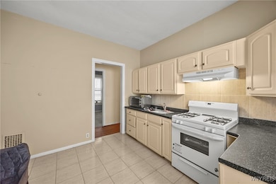 2280 Main St, Buffalo, NY 14214 - photo 7