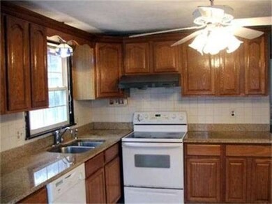 26 Francis Wyman Rd, Burlington, MA 01803 - photo 7