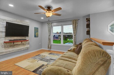 1457 Mountain Shadow Terrace, Fayetteville, PA 17222 - photo 3