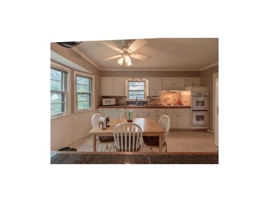 8943 Widmer Rd, Lenexa, KS 66215 - photo 7