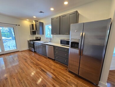 9 Emerald St unit 11, Medford, MA 02155 - photo 2