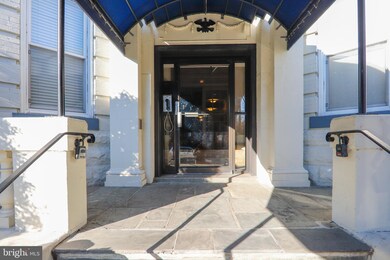 1855 Calvert St NW unit 301, Washington, DC 20009 - photo 5