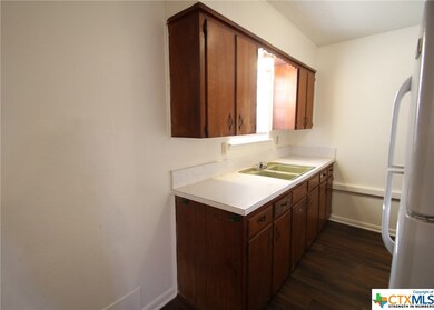 205 W Avenue A unit A, Copperas Cove, TX 76522 - photo 6