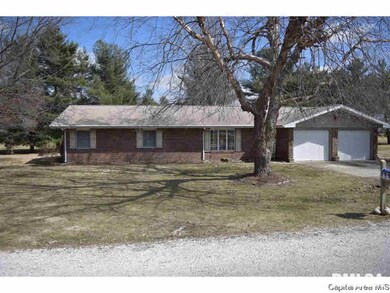 102 Harbor Ct, Jacksonville, IL 62650 - photo 5