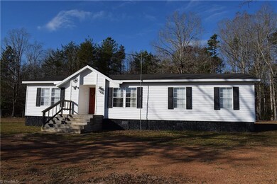 806 Coggins Mine Rd, Troy, NC 27371 - photo 4