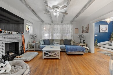 139 Parson Cir, Fitchburg, MA 01420 - photo 4