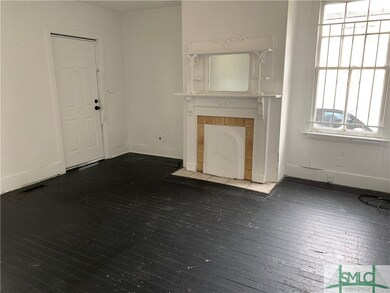301 W 43rd St, Savannah, GA 31401 - photo 2