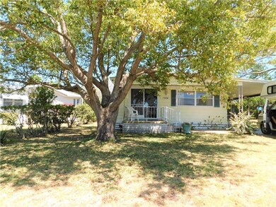 5404 Flint St, Zephyrhills, FL 33542 - photo 4