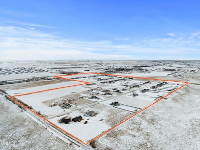 5467 134th Ave NW, Williston, ND 58801 - photo 2