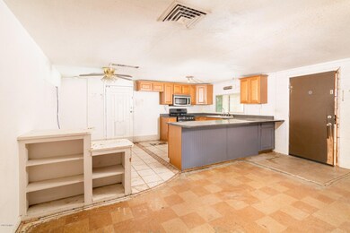 579 N Gold Dr, Apache Junction (4)