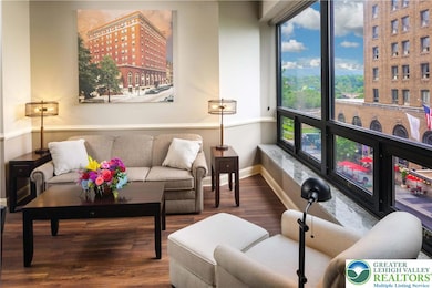 462 Main St, Bethlehem, PA 18018 - photo 5