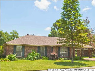 Awesome 3 bedroom 2 bath where you can WALK to St.
