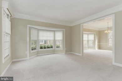 2065 Madrillon Rd, Vienna, VA 22182 - photo 4