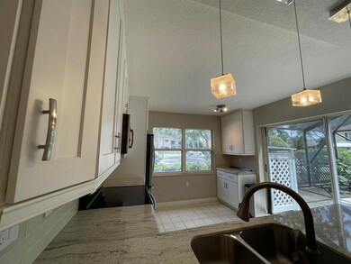 34 Clinton Ct unit C, Royal Palm Beach, FL 33411 - photo 4