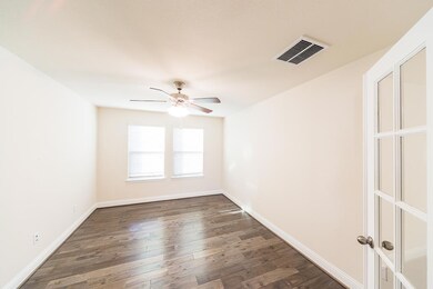 19211 Jenny Creek Ct, Tomball, TX 77377 - photo 7