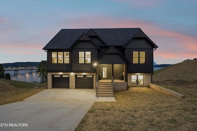 44-411 Hampton Wy Twlilight-03