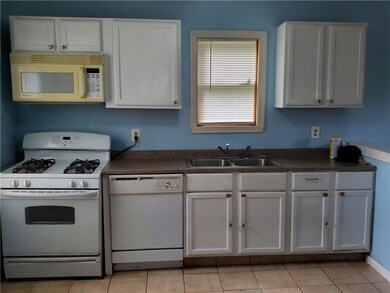 244 Irving Rd, Warwick, RI 02888 - photo 5