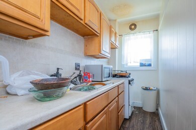 28 Barber Ave, Central Falls, RI 02863 - photo 7