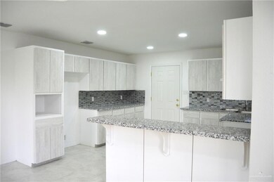 906 E Roosevelt St, Weslaco, TX 78596 - photo 6