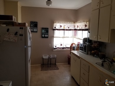 1000 W Euclid Ave, El Centro, CA 92243 - photo 6